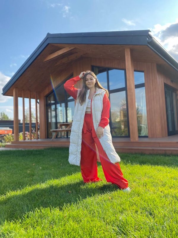 Алёна Южакова — преподаватель курса IN GARDEN
